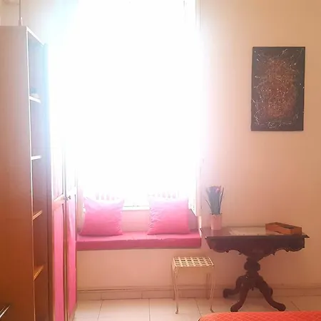 Platamon Couette-café 3*