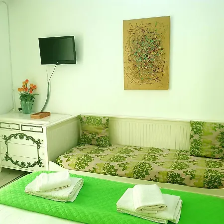 Platamon Couette-café