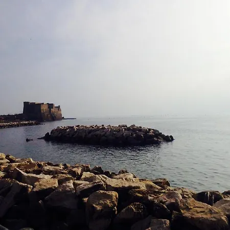 Platamon فندق مبيت وإفطار 4*